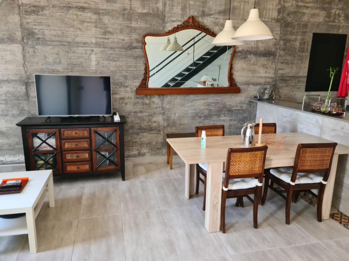 Ferienwohnung Casa Tipo Loft Con Piscina A Un Paso Del Centro Málaga Exterior foto